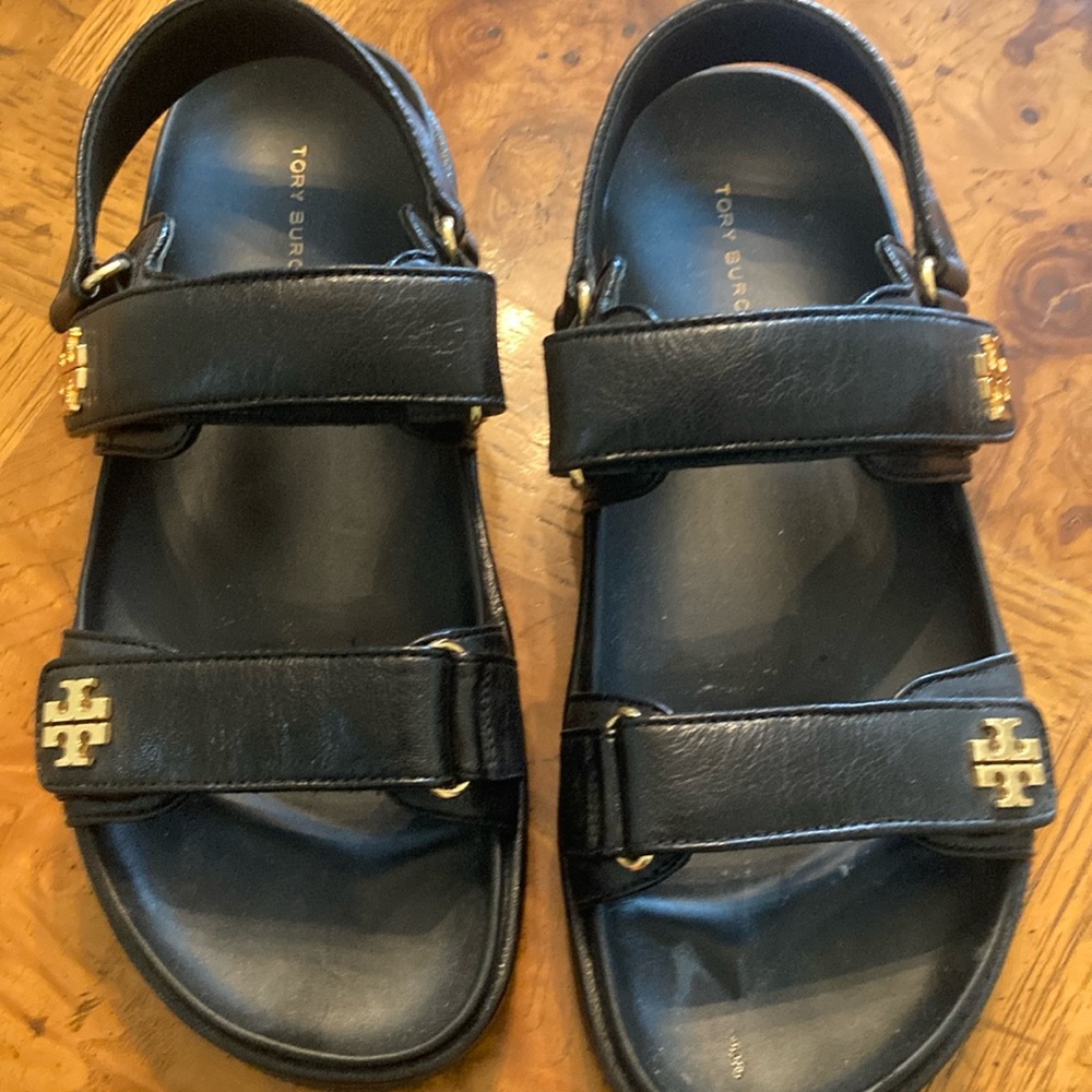 Tory Burch Black Leather Sandals with Gold T. Size 9